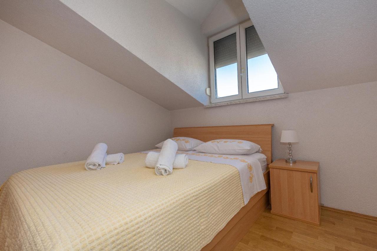 Apartments Dalmata 比奥格勒·纳·莫鲁 外观 照片
