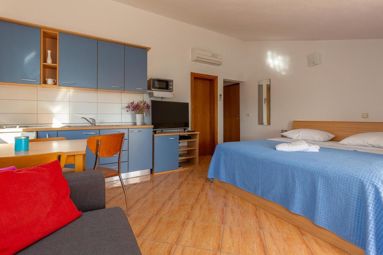Apartments Dalmata 比奥格勒·纳·莫鲁 外观 照片